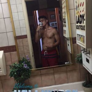 Meet your Posher, Julian